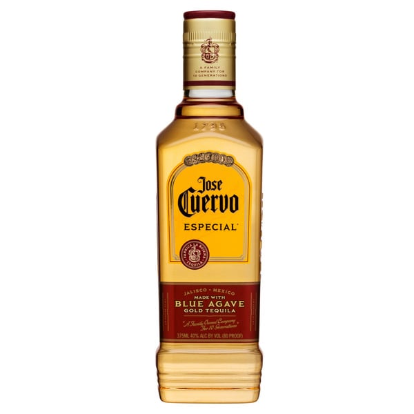 Tequila Jose Cuervo Especial Gold Tequila hero