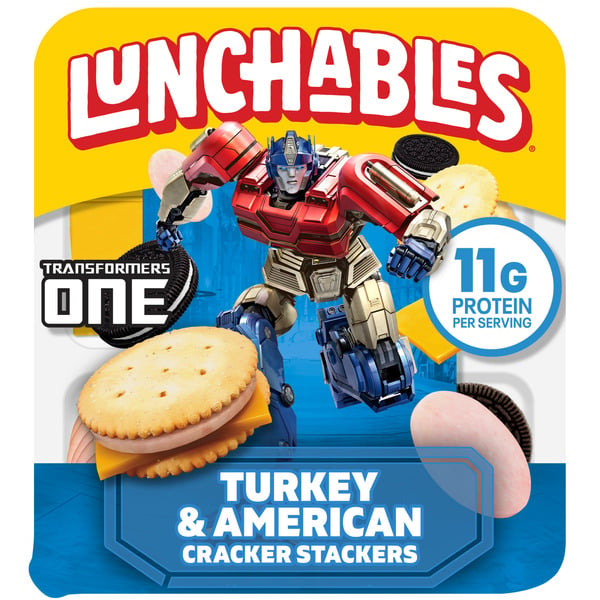 Lunchables Turkey & American Cheese Cracker Snack Kit with Chocolate Sandwich Cookies hero