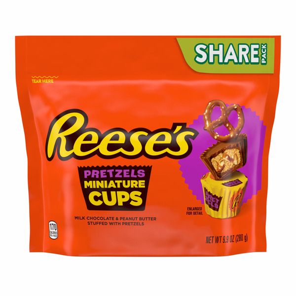 Candy & Chocolate Reese's Milk Chocolate Peanut Butter Cups Candy hero