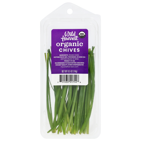 Fresh Vegetables Wild Harvest Chives, Organic hero