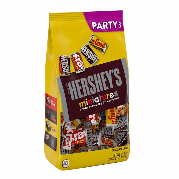 Candy, Chocolate & Gum Hershey's Assorted Chocolate Candy hero