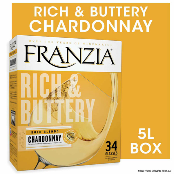 Chardonnay Franzia Rich & Buttery Chardonnay White Wine hero