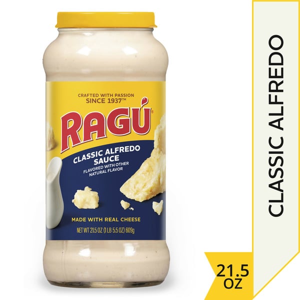 Pasta Sauce & Marinades Ragu Classic Alfredo Sauce hero