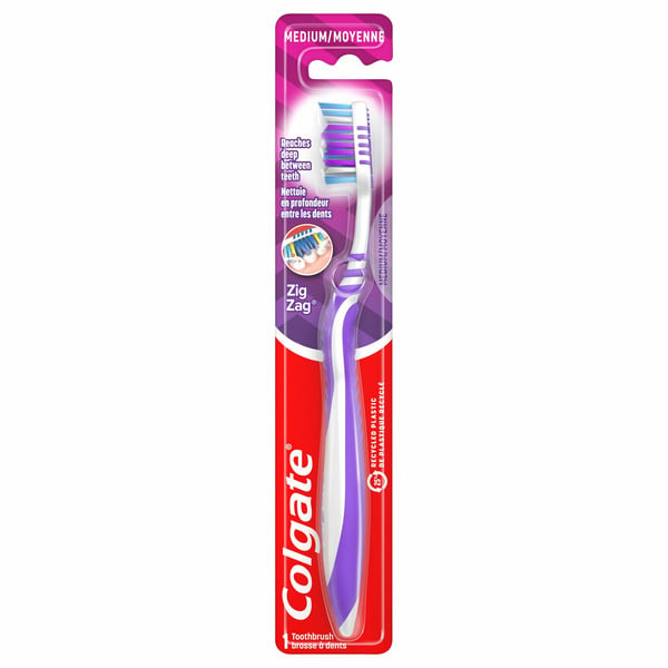 Oral Hygiene Colgate ZigZag Medium Toothbrush for Deep Clean with Tongue Cleaner hero