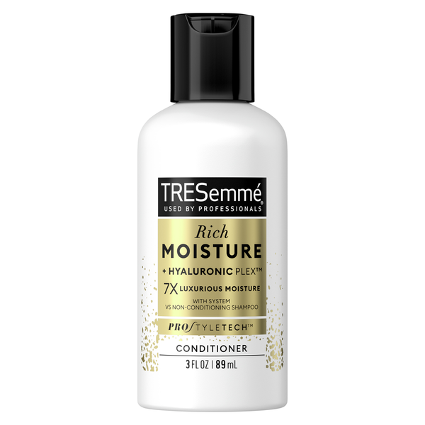 TRESemmé Conditioner Moisture Rich hero