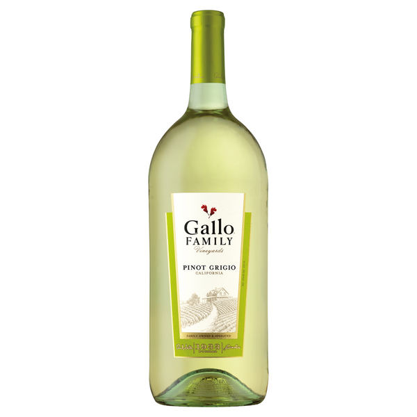 Pinot Grigio Wine Gallo Family Vineyards Pinot Grigio White Wine hero