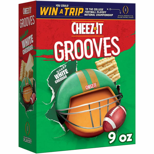 Crackers Cheez-It Grooves Crunchy Cheese Crackers, Snack Crackers, Lunch Snacks, Sharp White Cheddar hero