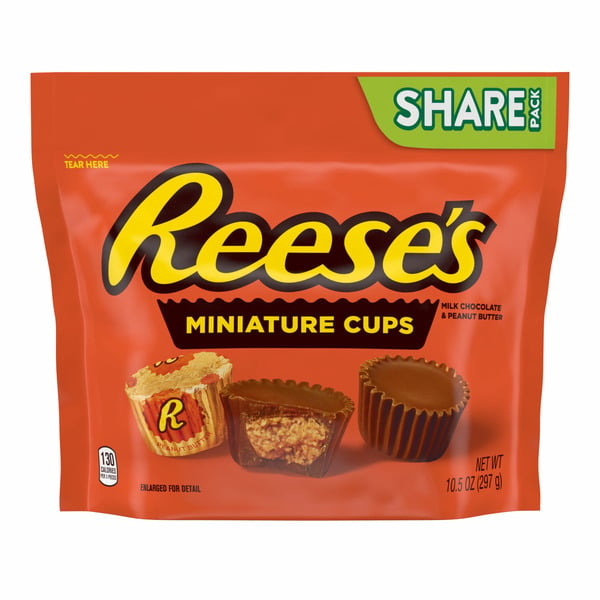 Candy & Chocolate Reese's Milk Chocolate Peanut Butter Cups Candy hero