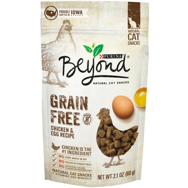 Cat Food & Care Purina Beyond Made in USA Facilities, Natural, Grain Free Cat Treats, Chicken & Egg Recipe hero