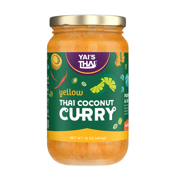 Spices & Seasonings Yai’s Thai Yellow Thai Coconut Curry, Medium hero