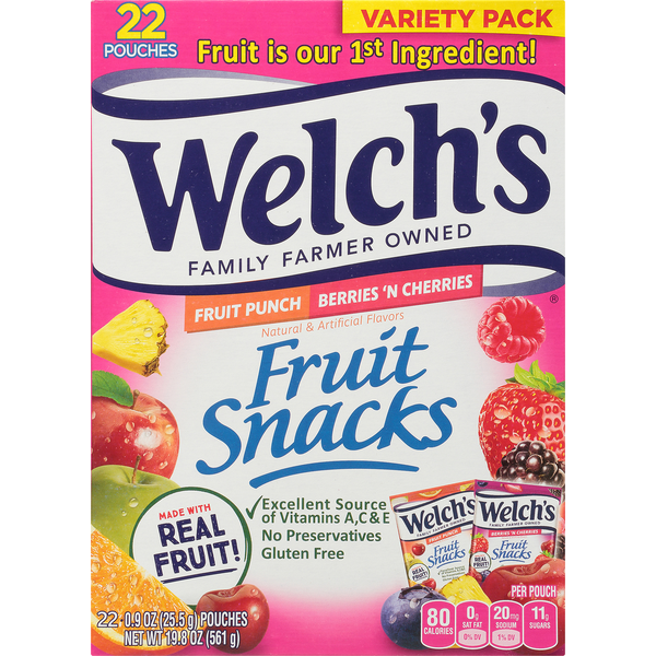 Fruit & Vegetable Snacks Welch's Fruit Snacks, Fruit Punch/Berries 'n Cherries, Variety Pack hero