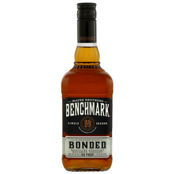 Liquor McAfee's Benchmark Kentucky Straight Straight Bourbon, 50% Alcohol hero