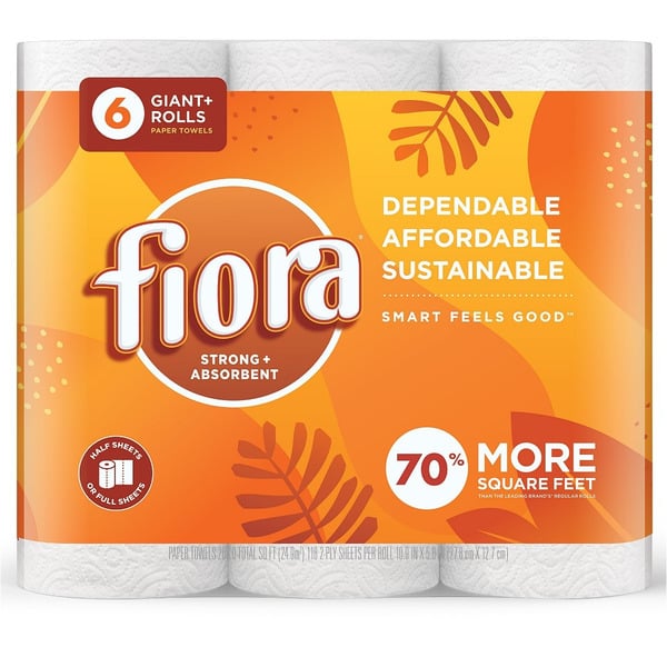 Paper Goods Fiora Strong + Absorbent Paper Towels, Giant+ Roll hero