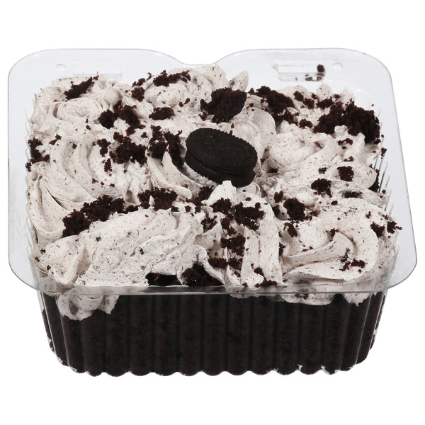 Bakery Desserts Food Lion Oreo Cake Spoon Dessert hero