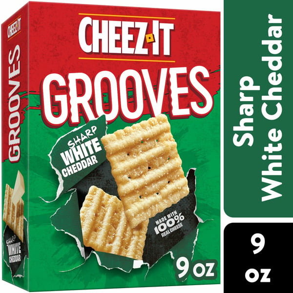 Crackers Cheez-It Grooves Crunchy Cheese Crackers, Snack Crackers, Lunch Snacks, Sharp White Cheddar hero