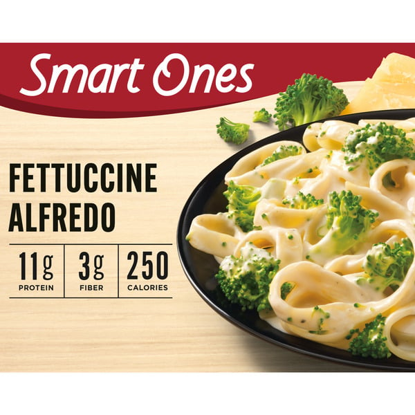 Meals Smart Ones Fettuccine Alfredo with Broccoli Florets & Creamy Alfredo Sauce Frozen Meal hero