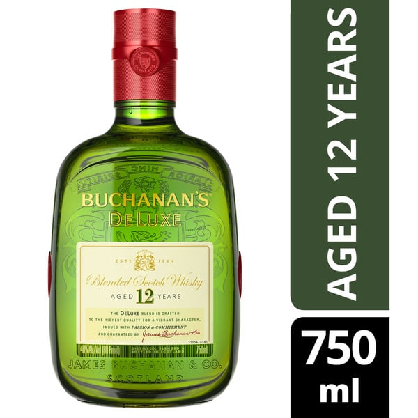 Spirits Buchanan's DeLuxe Aged 12 Years Blended Scotch Whisky hero