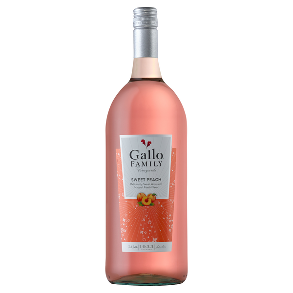 Rosés Gallo Family Vineyards Sweet Peach White Wine hero