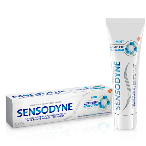 Oral Hygiene Sensodyne Complete Protection Sensitive Toothpaste hero