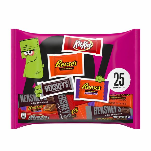 Bakery Desserts Hershey's, Kit Kat® And Reese's Assorted Milk Chocolate Snack Size Halloween Candy hero