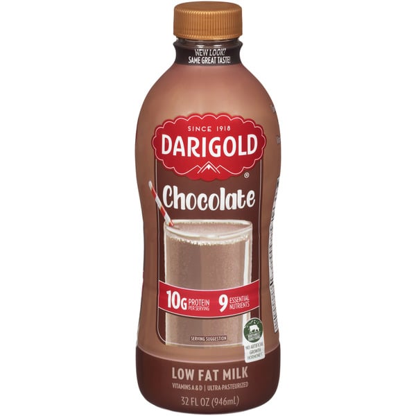 Milk Darigold Chocolate Milk 32 Oz hero