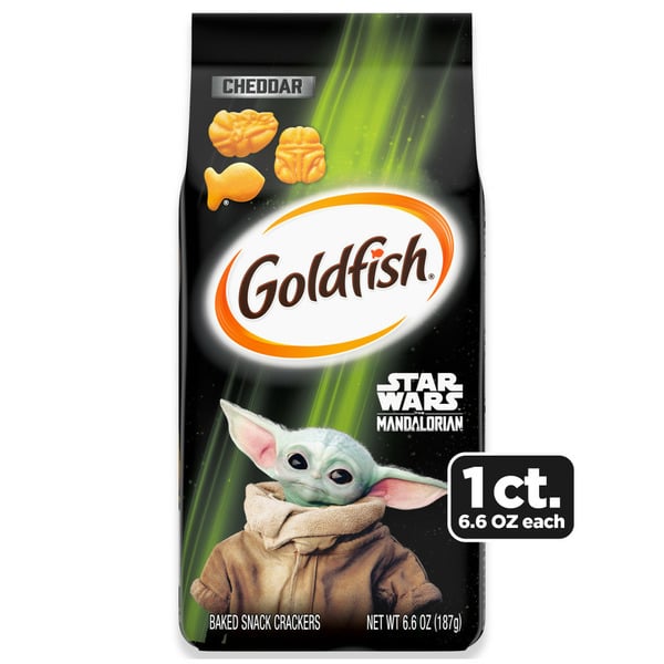 Crackers Pepperidge Farm Goldfish  Star Wars The Mandalorian Cheddar Crackers hero