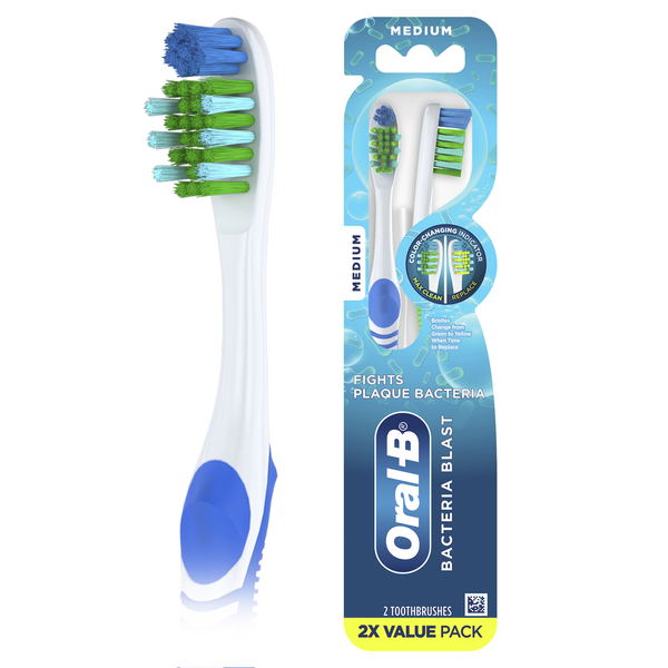 Oral Hygiene Oral-B Complete Deep Clean Toothbrush, Medium hero