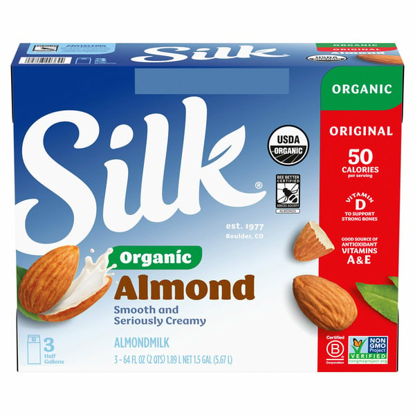 Soy & Milk Alternatives Silk Original Organic Almond Milk hero