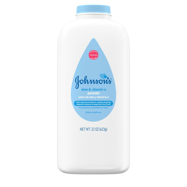 Baby Bath & Body Care Johnson's Cornstarch Baby Powder With Aloe & Vitamin E hero