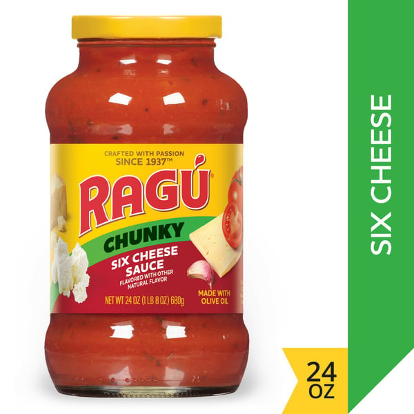 Pasta Sauce & Marinades Ragu Chunky Six Cheese Pasta Sauce hero