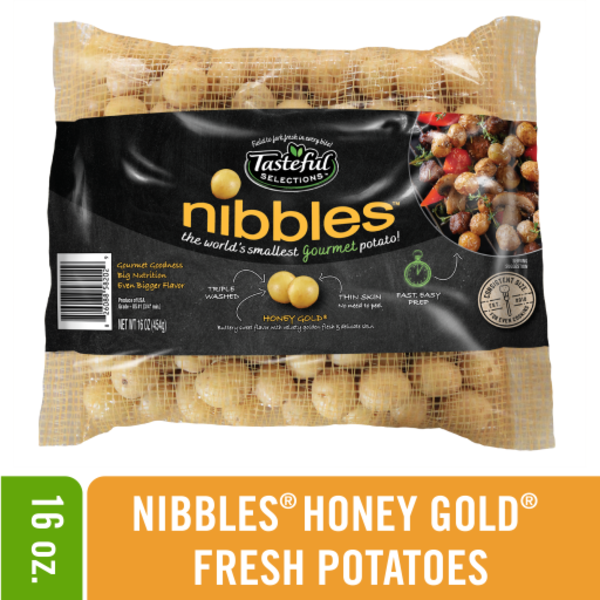 Packaged Vegetables & Fruits Tasteful Selections Honey Gold® Nibbles Baby Potatoes hero