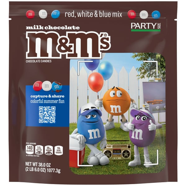 Candy & Chocolate M&M's Red White & Blue Milk Chocolate Candy America Bulk Pack Party Size hero