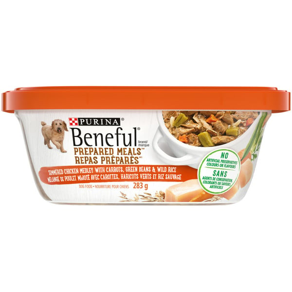 Dog Food & Care Purina Beneful Prepared Meals Simmered Chicken Medley hero