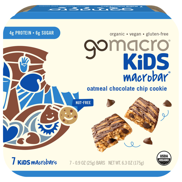 GoMacro MacroBar, Oatmeal Chocolate Chip Cookie hero