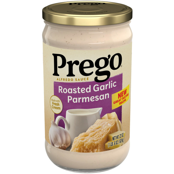 Pasta Sauce Prego Alfredo Sauce with Roasted Garlic and Parmesan Cheese hero