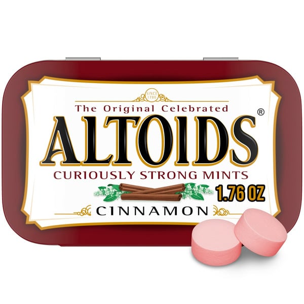 Mint & Gum Altoids Cinnamon Sugar Free Breath Mints Single Pack hero