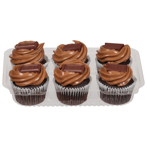 Bakery Cakes & Cupcakes Hershey's Chocolate Cup Cake hero