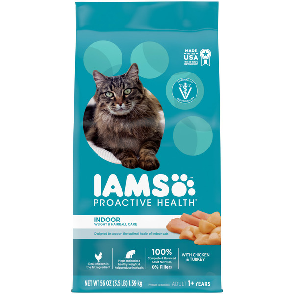 Dry Cat Food IAMS Indoor Weight Control & Hairball Care Chicken & Turkey Dry Cat Food hero