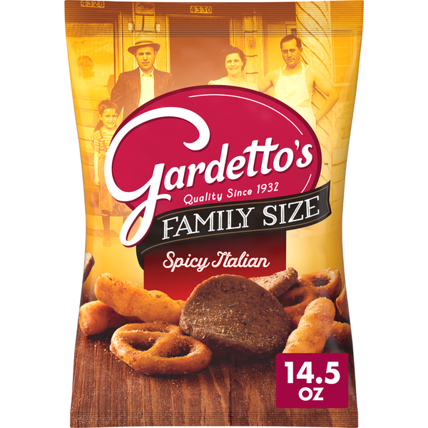 Chips & Pretzels Gardetto's Spicy Italian Snack Party Mix Savory Pantry Pub Mix Family Size Bag hero