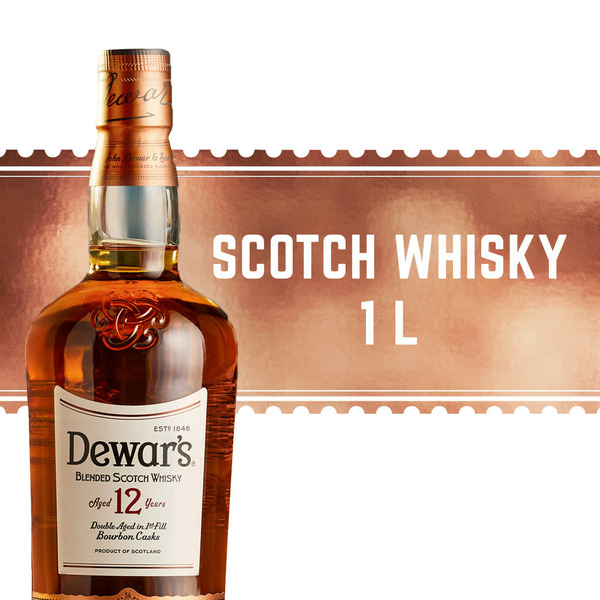 Whiskey Dewar's® 12 Year Old Blended Scotch Whisky hero