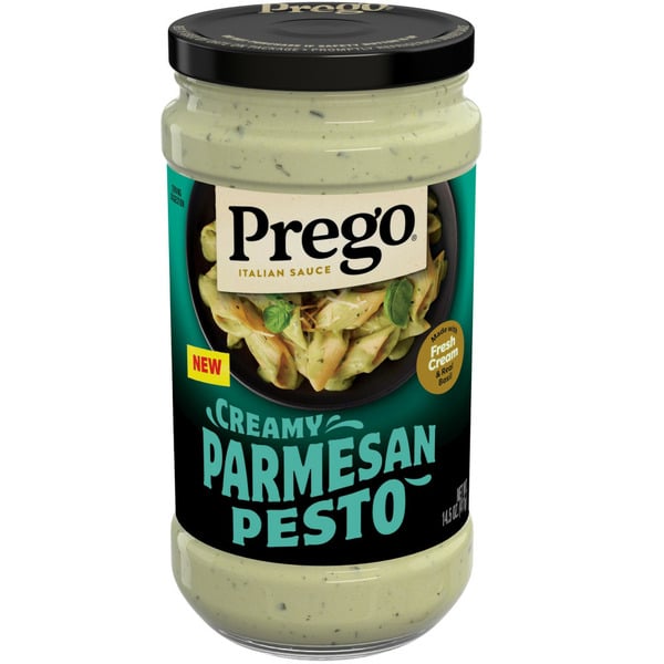 Prego Creamy Parmesan Pesto Pasta Sauce hero