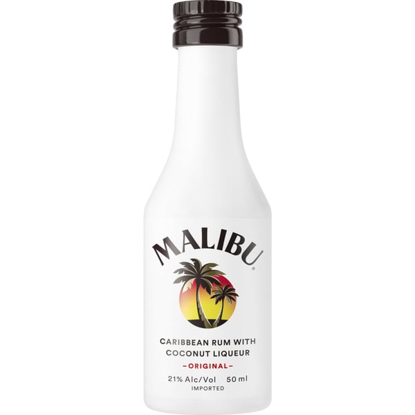 Rum Malibu White Rum with Coconut Liqueur hero