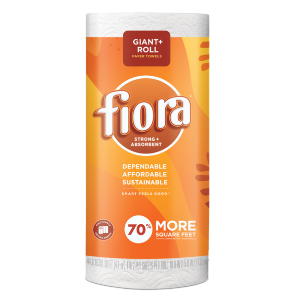 Paper Goods Fiora Strong + Absorbent Paper Towels, Giant+ Roll hero