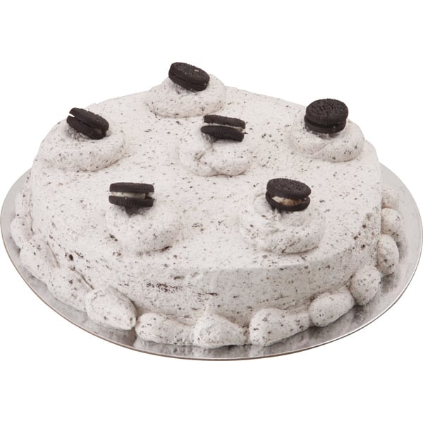 Bakery Cakes & Cupcakes Cookies & Cream Sliced Cake hero