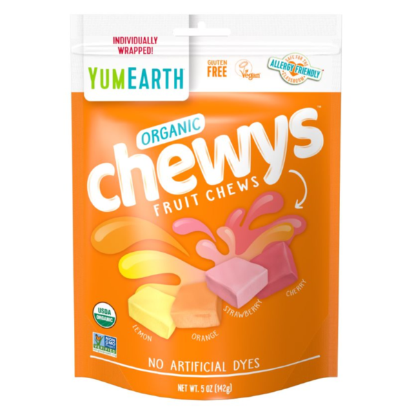 YumEarth Organic Fruit Chews hero