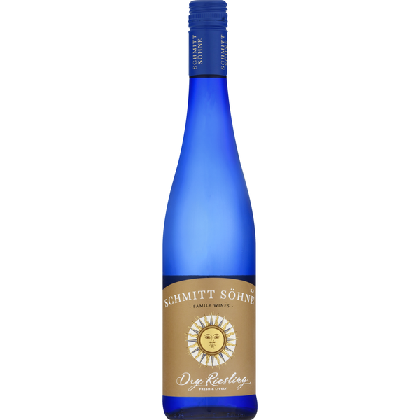 White Wines Schmitt Söhne Dry Riesling, Fresh & Lively hero