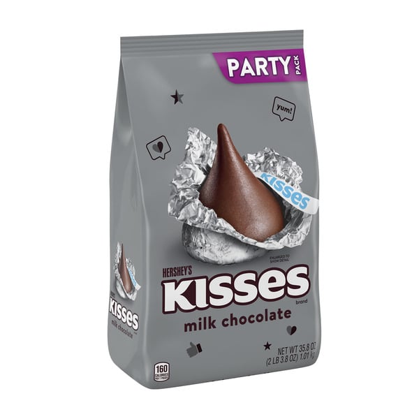 Candy, Chocolate & Gum Hershey's Milk Chocolate Candy hero