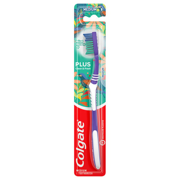 Colgate Medium Toothbrush with Tongue Cleaner hero