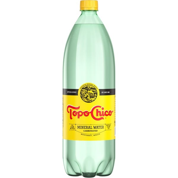 Water, Seltzer & Sparkling Water Topo Chico Mineral Water hero