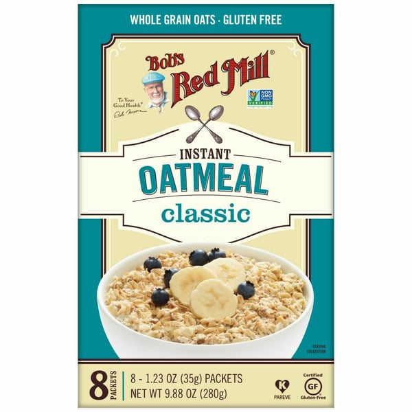 Cereal Bob's Red Mill Classic Oatmeal Packets hero